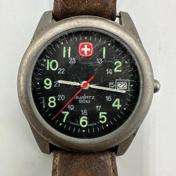 Swiss Army Wenger Marlboro Watch Men Black Dial 37MM Swiss New Battery 8.5" - Picture 3 of 14